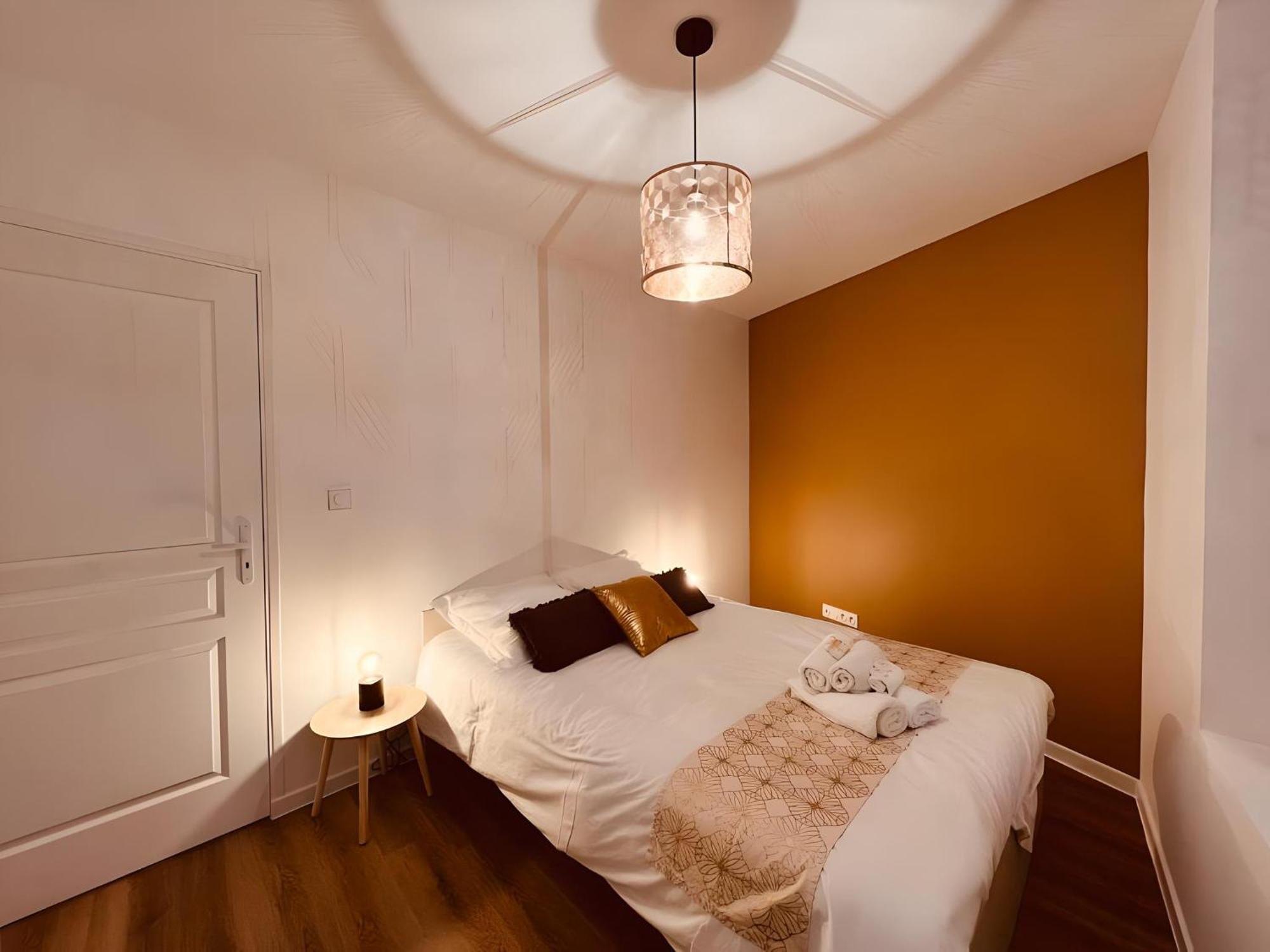 Le Golden - Home Homy Vierzon Esterno foto